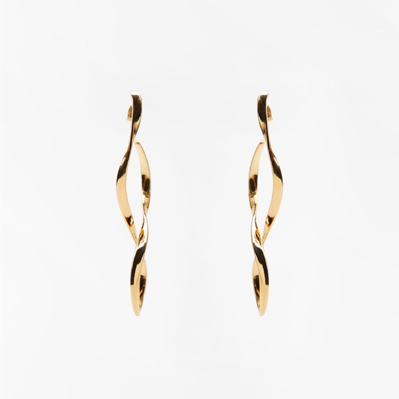 Zara limited edition twisted metallic celeb style earrings - Picture 2 of 5